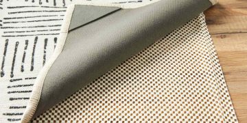 Как да спрем плъзгането на килим по пода – лесни решения без лепене и ремонт