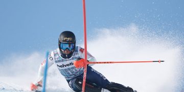 Алберт Попов с 11-о място в световната купа по ски в АделбоденБългарският скиец записа силно представяне в един от най-престижните стартове за сезона