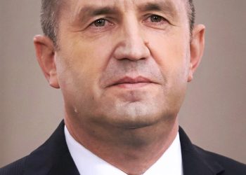 Конституционният съд одобри оставката на президента Румен Радев